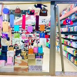 Sephora Perfume, Accessories, and Cosmetics Shop