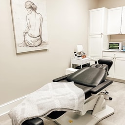 Essence Salon and Day Spa