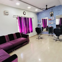 Milan Beauty Salon & Academy