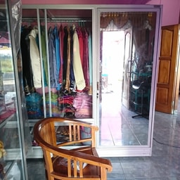 Salon Puji dan rias pengantin