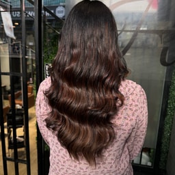 Henna Salon