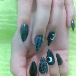 D´Luna Salón de Belleza y Uñas