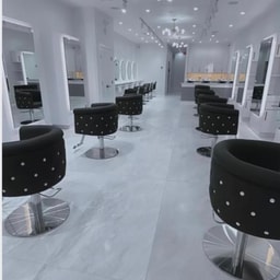 GlamHouse