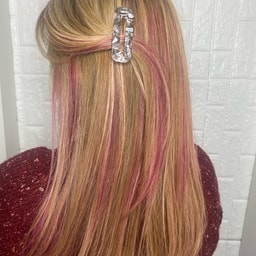 Mia Salon Studios