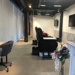ASHUE Nail & Eyelash salon