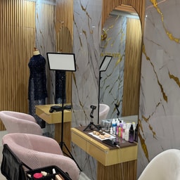 Syahla Studio, Makeup & Attire