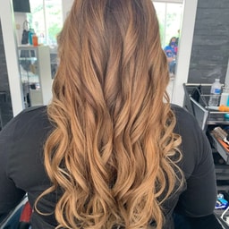 Leida Fonseca Hair Salon