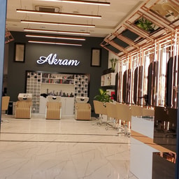 Salon Akram