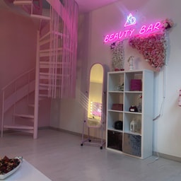 KD Beauty Bar