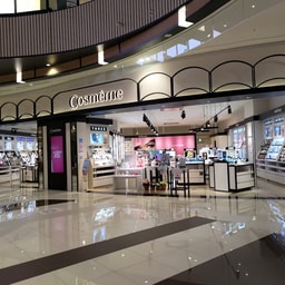 Cosmeme AEON MALL Makuhari New City Store