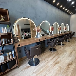 Studio B - Salao de Beleza Premium