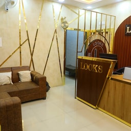 New Looks Salon & Makeup Studio