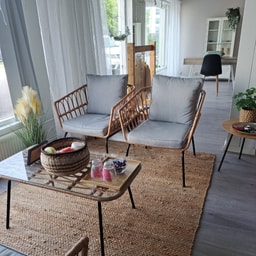 Studio Feel / Erikoiskosmetologi Paivi Saarinen