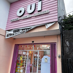 oui cosmetics