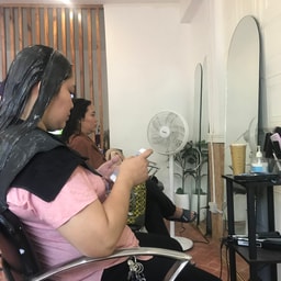 Chiu Maristela Pineda Make Up & Salon