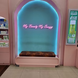 O'SEE beauty store