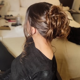 Cafuné-PELUQUERIA & MAKEUP