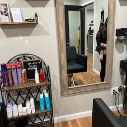 Lush Beauty Bar