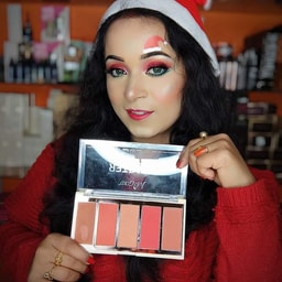 PROFESSIONAL MAKEUP HUB