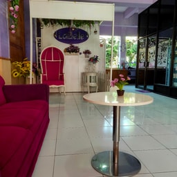 La Belle House Of Beauty