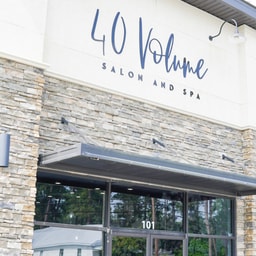 40 Volume Salon & Spa Pooler