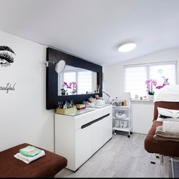 Orchid Beauty Room