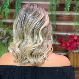 JÉSSICA MORAIS CABELO E MAQUIAGEM