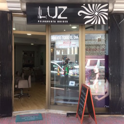 Luz, Peluqueria
