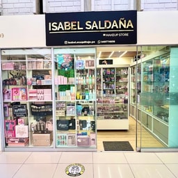 Isabel Saldaña Makeup Store
