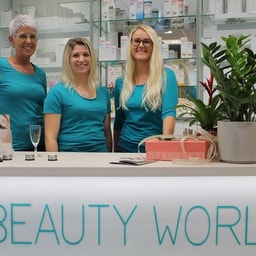 Beauty World - Birgit Wildberger