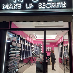 M.U.S. Make Up Secrets
