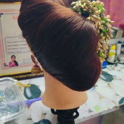 Harshini Ladies Beauty Parlour & Academy
