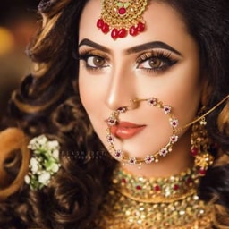 Cheshta Beauty Parlour