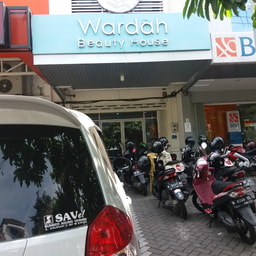 Wardah Beauty House Surabaya