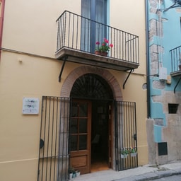FLOR DE LLUM, centre de bellesa i benestar