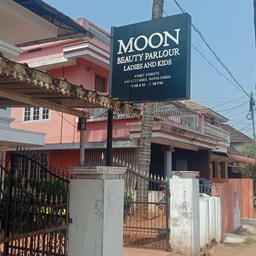 Moon Beauty Parlour