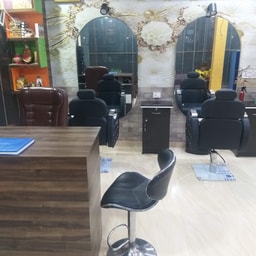 Manju Make-Up Studio