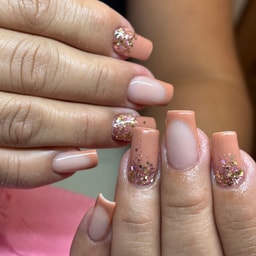 Alma's Beauty Salon