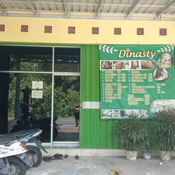 Dinasty Salon