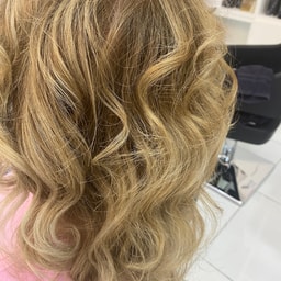 Dantel Beauty Salon