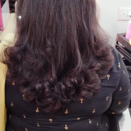 The Pink Bridal Studio & Semi Permanent Make Up