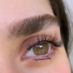 Lash extension by Rana Bouz