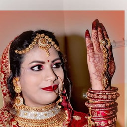 Out Glow Ladies Beauty Parlour