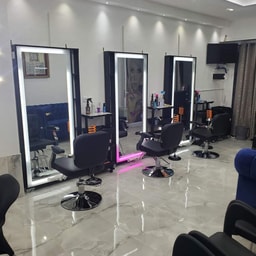 Beauty Corner