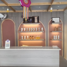 Nikki's Unisex Salon & Academy