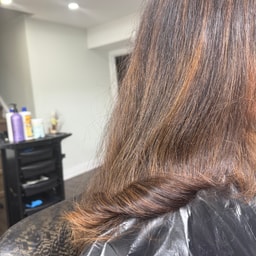 Manu Beauty salon and spa and massage
