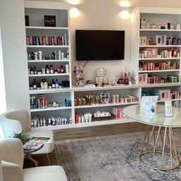 Fireflies Salon And Med Spa