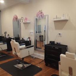 XO makeup lounge