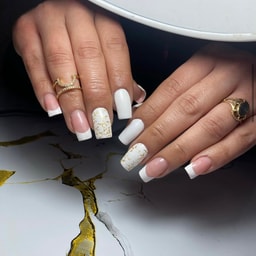 Yomi Estudio de Belleza