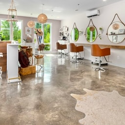 Elemental Beauty Salon By Carolina